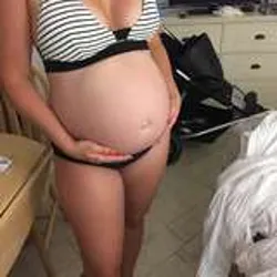 pregnantmilfs Leaks